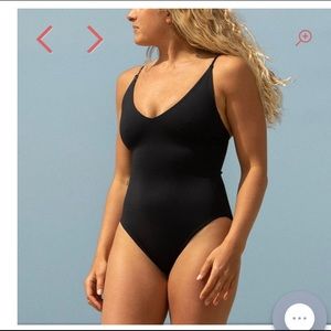 NWT Left on Friday Sunday Bathing Suit Sz XL in Jet color